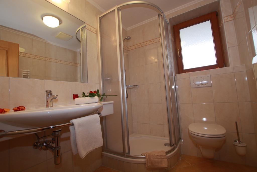 Gmuenderklause Hotel Gerlos Bagian luar foto